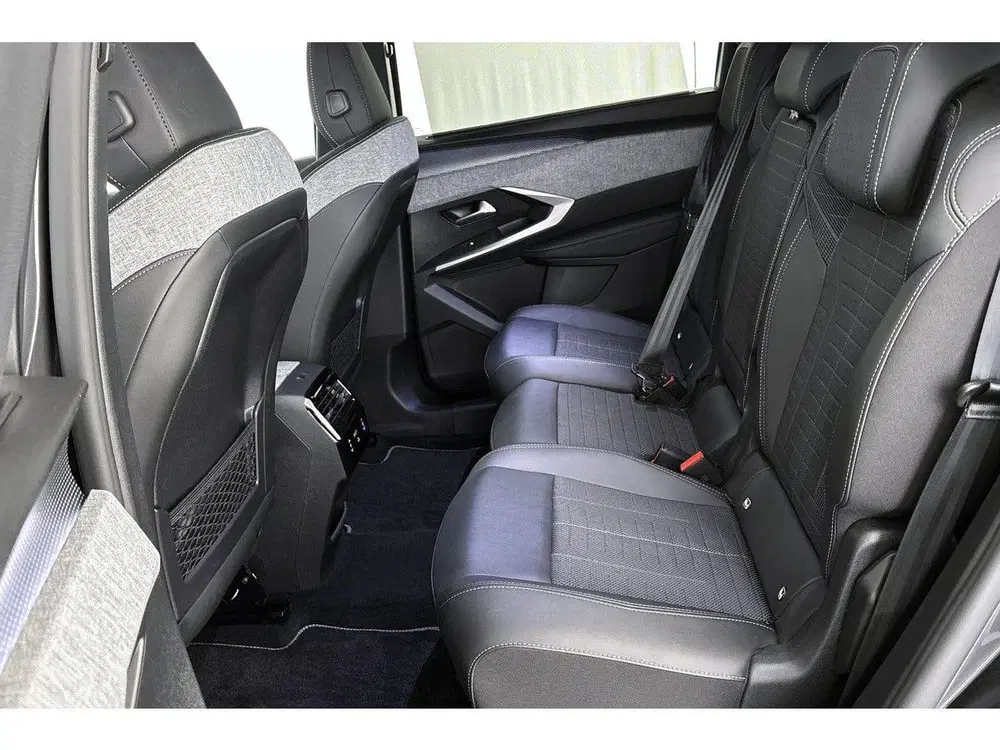 Peugeot 5008 1.2 Hybrid 145 GT 7p 360 Camera Keyless St uit 2025, foto 8