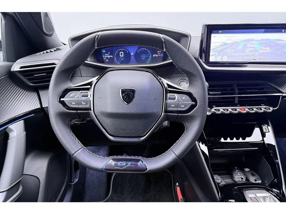 Peugeot 2008 1.2 Hybrid 145 GT uit 2026, foto 11