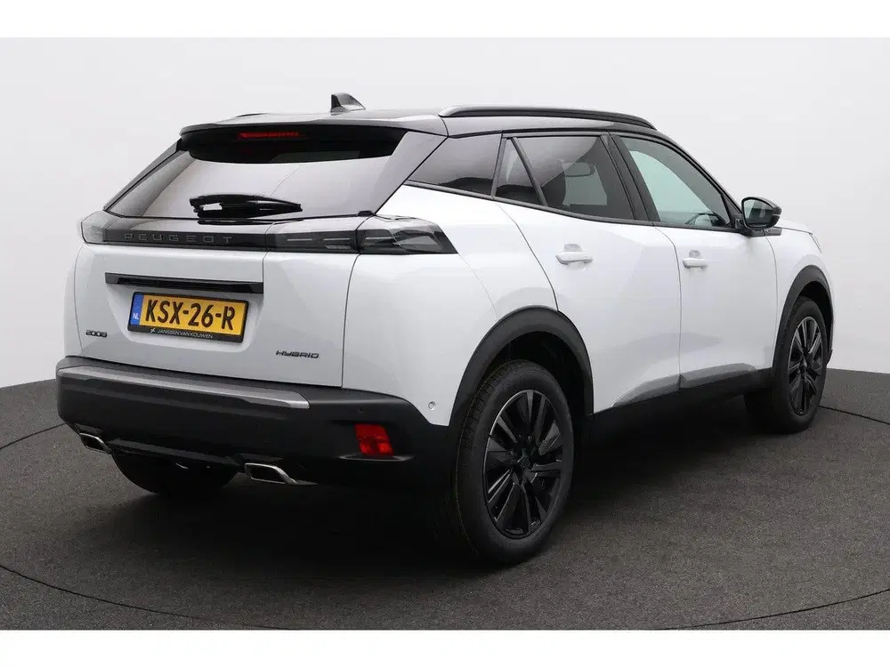 Peugeot 2008 1.2 Hybrid 145 GT uit 2026, foto 3