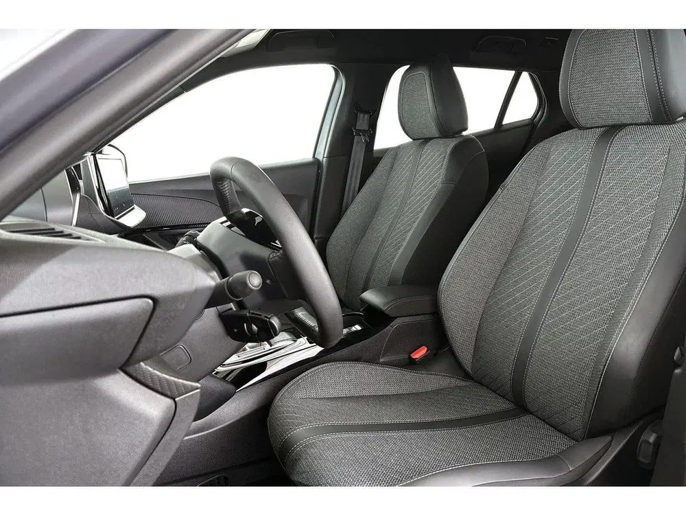 Peugeot 2008 EV Allure 50 kWh Keyless Apple CarPlay 17" uit 2025, foto 6