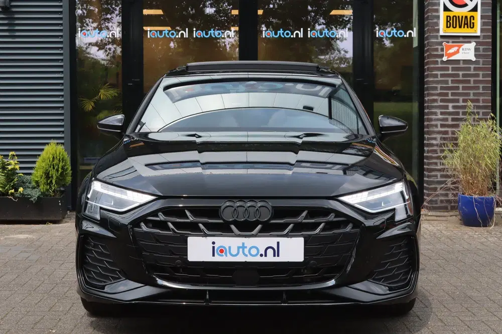 Audi A3 45 TFSI e 272pk S edition Competition Pano uit 2025, foto 7