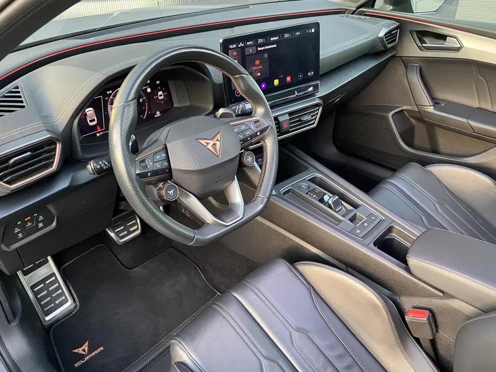 Cupra Leon ST VZ 4Drive uit 2022, foto 13