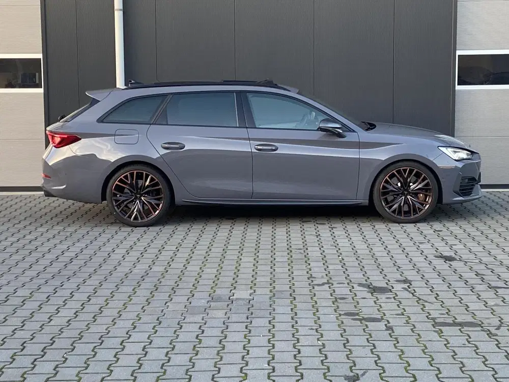 Cupra Leon ST VZ 4Drive uit 2022, foto 5