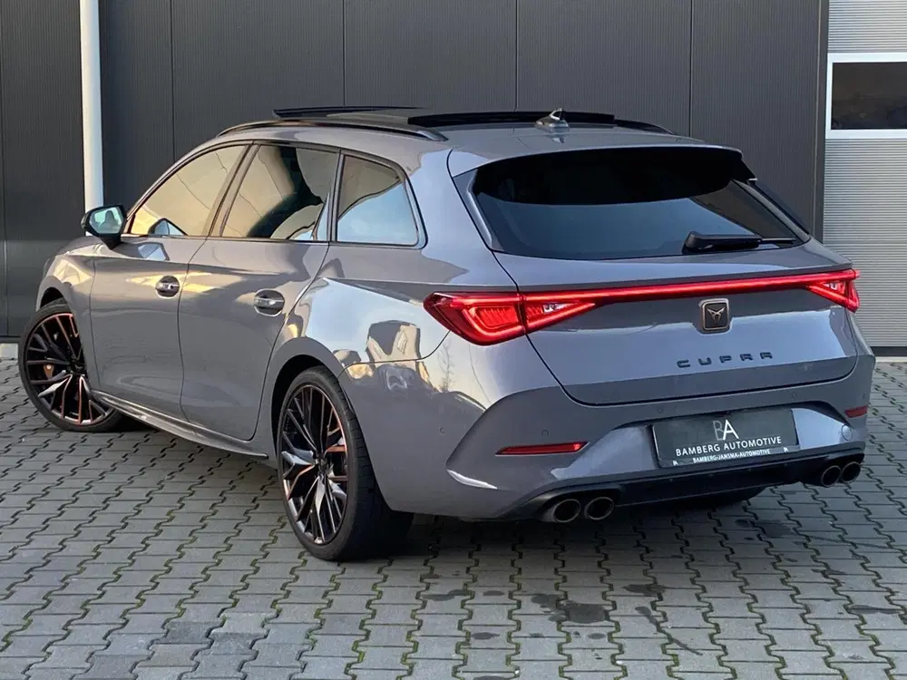 Cupra Leon ST VZ 4Drive uit 2022, foto 8