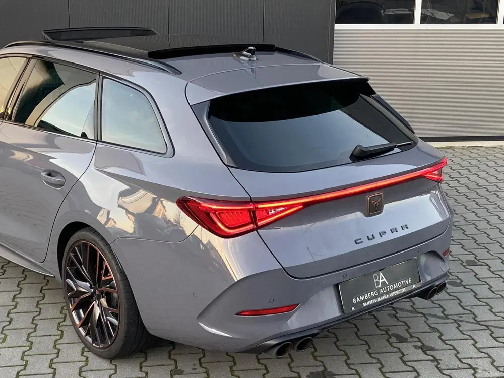 Cupra Leon ST VZ 4Drive uit 2022, foto 9