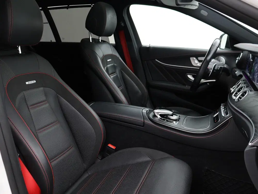 Mercedes-Benz E-Klasse AMG 53 4MATIC 435 PK PREMIUM P uit 2019, foto 4