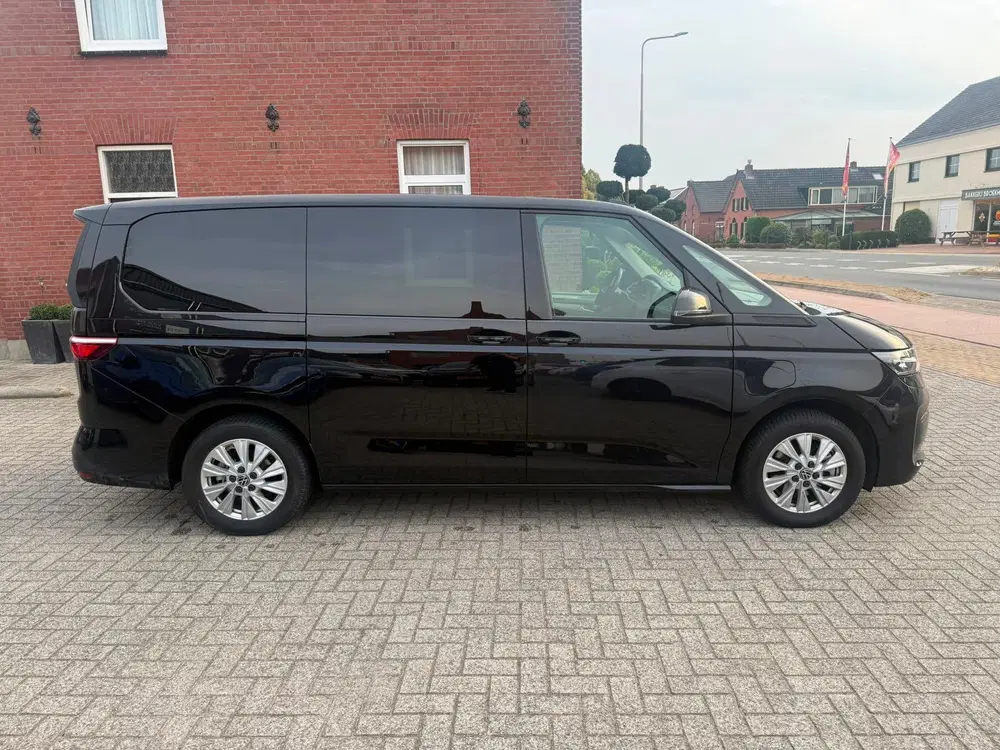 Volkswagen Multivan 1.5 eHybrid L2 Economy Business 4Motion uit 2025, foto 7