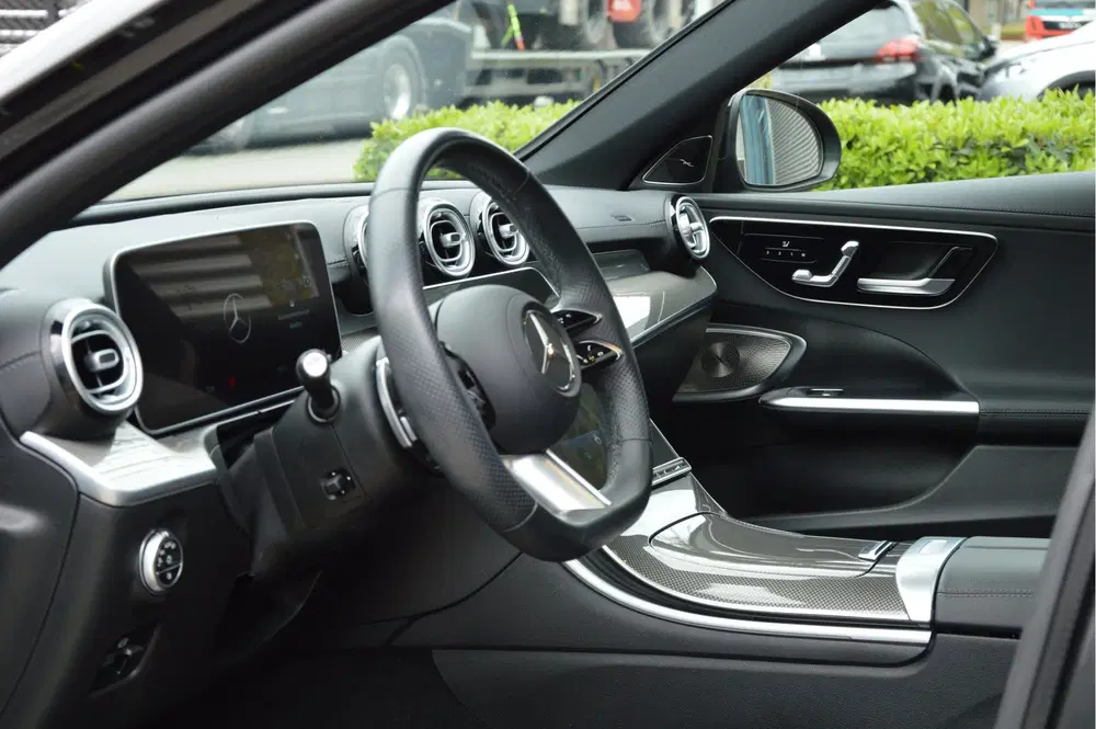 Mercedes-Benz C-Klasse 300 e AMG Line PANORAMADAK uit 2024, foto 14