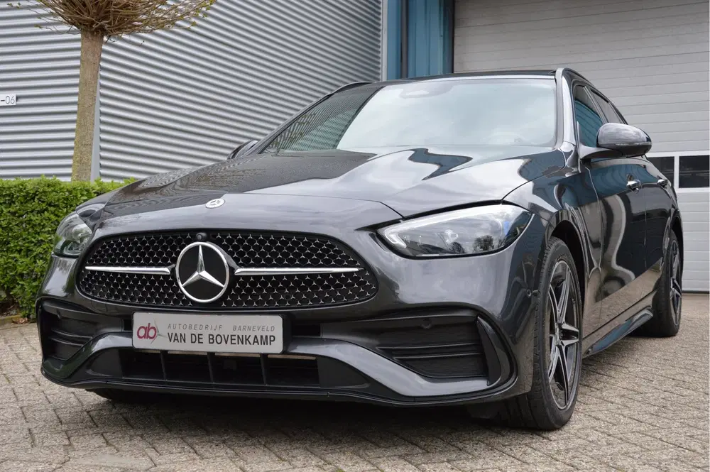 Mercedes-Benz C-Klasse 300 e AMG Line PANORAMADAK uit 2024, foto 7