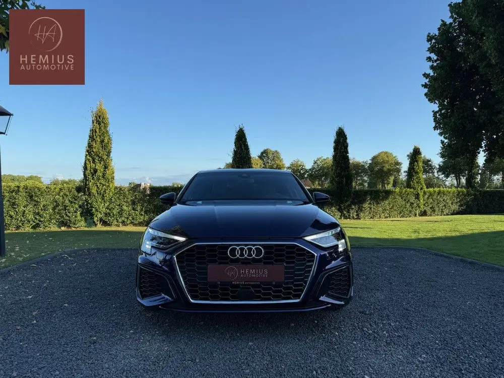 Audi A3 TFSI e S line uit 2024, foto 5