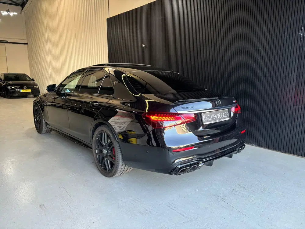 Mercedes-Benz E-Klasse AMG E63S 4MATIC+ 612pk facelift uit 2021, foto 9