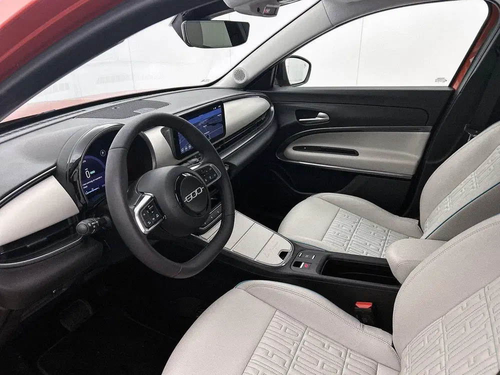 Fiat 600e 156pk La Prima 54 kWh Automaat uit 2024, foto 10