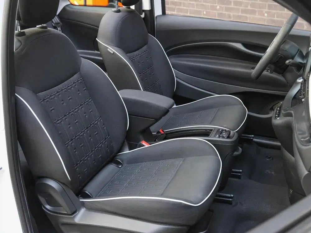 Fiat 500e Icon 42kWh 118pk uit 2024, foto 11