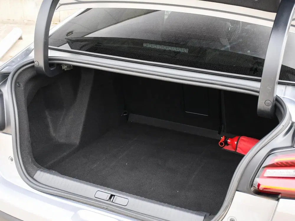 Citroën C4 Max 1.2 Puretech 130pk Automaat DODE HOEK uit 2024, foto 13