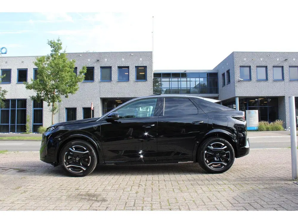 Peugeot 3008 GT Avantage 210 73 kWh Panoramadak uit 2026, foto 2