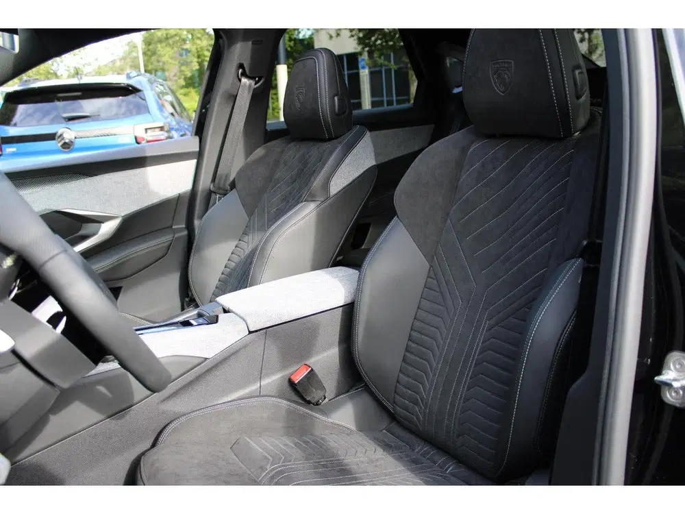 Peugeot 3008 GT Avantage 210 73 kWh Panoramadak uit 2026, foto 8