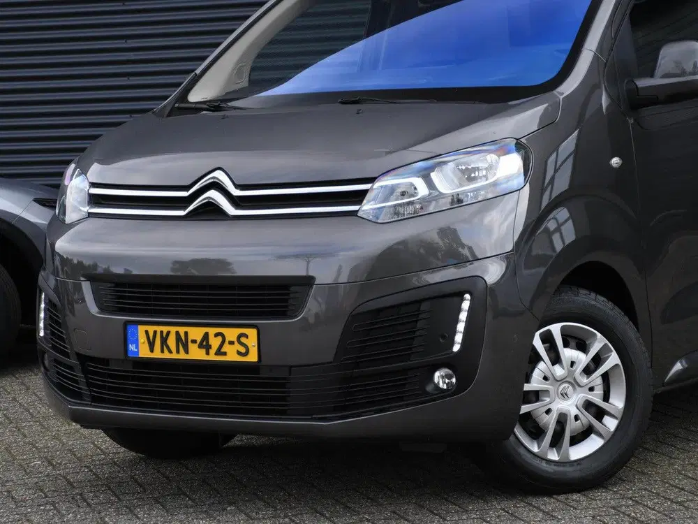 Citroën Jumpy M Driver 2.0 BlueHDI 120pk Automaat TREKHA uit 2021, foto 2