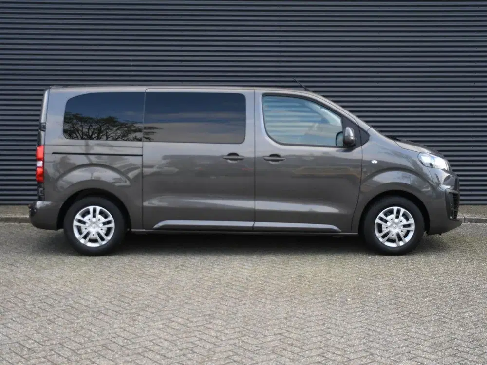 Citroën Jumpy M Driver 2.0 BlueHDI 120pk Automaat TREKHA uit 2021, foto 3
