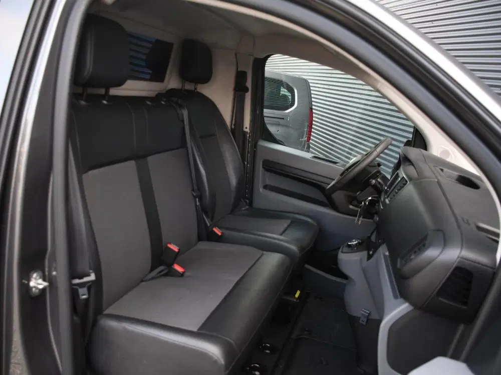 Citroën Jumpy M Driver 2.0 BlueHDI 120pk Automaat TREKHA uit 2021, foto 8