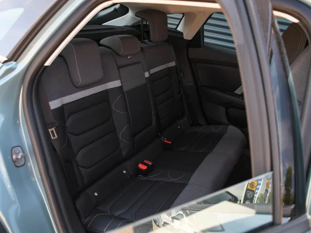 Citroën C4 Max 1.2 Puretech 130pk Automaat PDC ACHTER uit 2024, foto 10