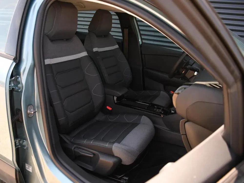 Citroën C4 Max 1.2 Puretech 130pk Automaat PDC ACHTER uit 2024, foto 9