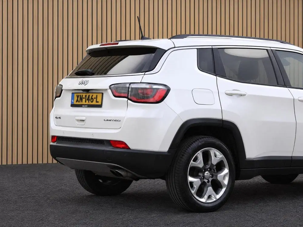 Jeep Compass 1.4 MultiAir Limited 4x4 Automaat uit 2019, foto 11