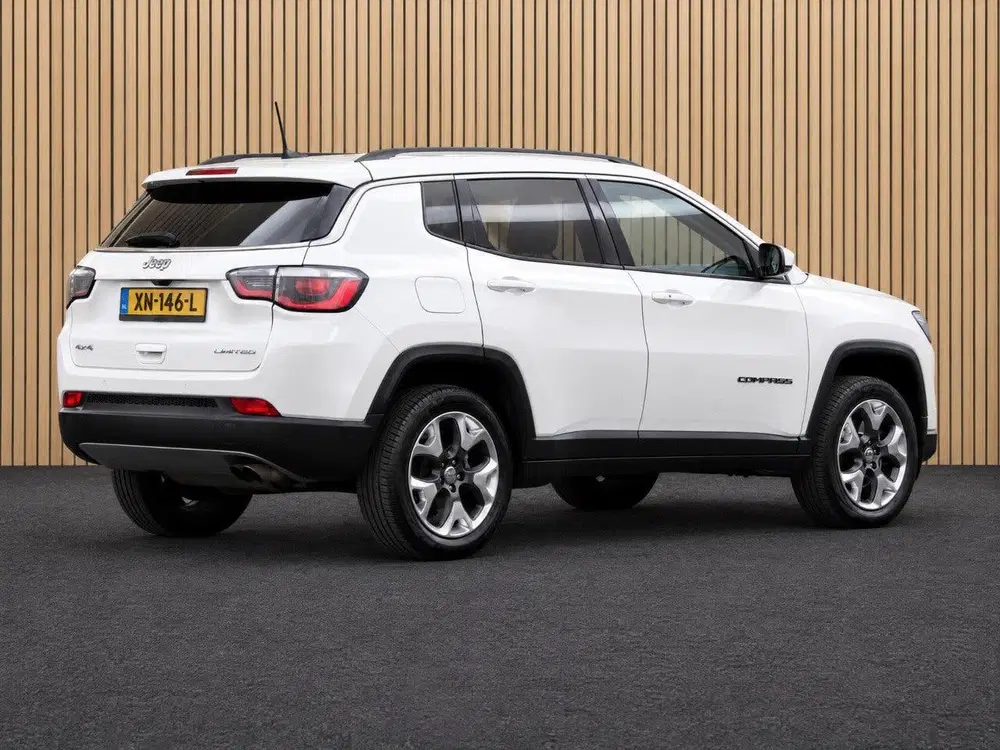 Jeep Compass 1.4 MultiAir Limited 4x4 Automaat uit 2019, foto 6
