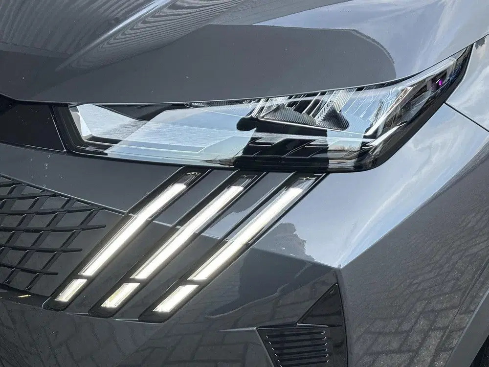Peugeot 5008 Allure 1.6 HYbrid PHEV 225pk e-DCS7 uit 2026, foto 8
