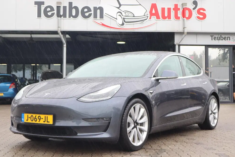 Tesla Model 3 Long Range AWD 75 kWh uit 2020