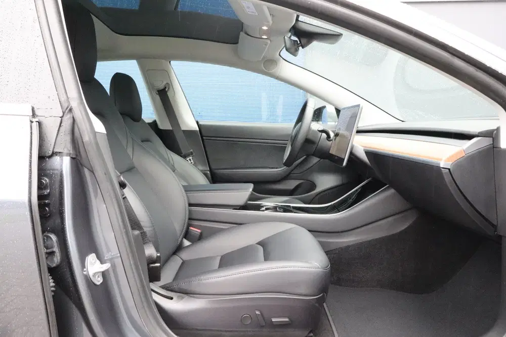 Tesla Model 3 Long Range AWD 75 kWh uit 2020, foto 9
