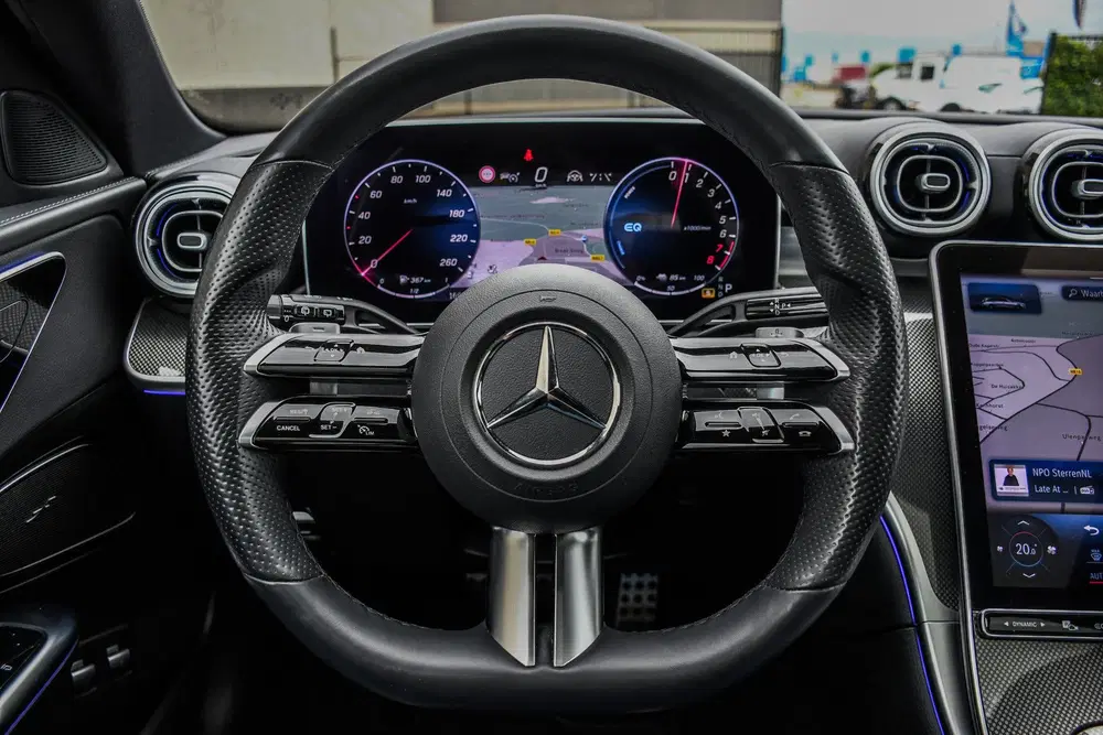 Mercedes-Benz C-Klasse 300 e AMG Line (bj 2022) uit 2022, foto 8