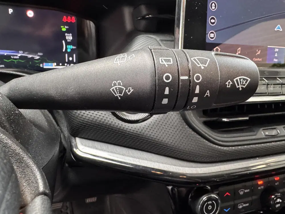 Jeep Compass 4xe 240 Plug-in Hybrid Electric Trailhawk uit 2023, foto 12