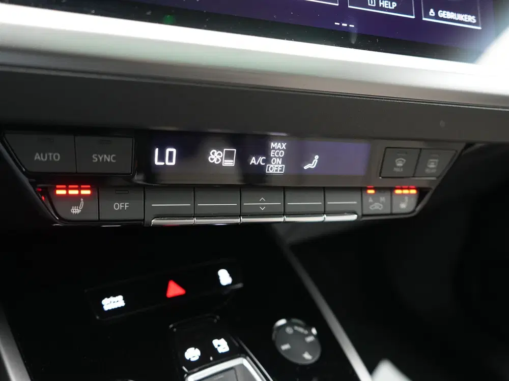 Audi Q4 e-tron 35 S Line 55 kWh 170pk Dealer O.H. uit 2022, foto 14