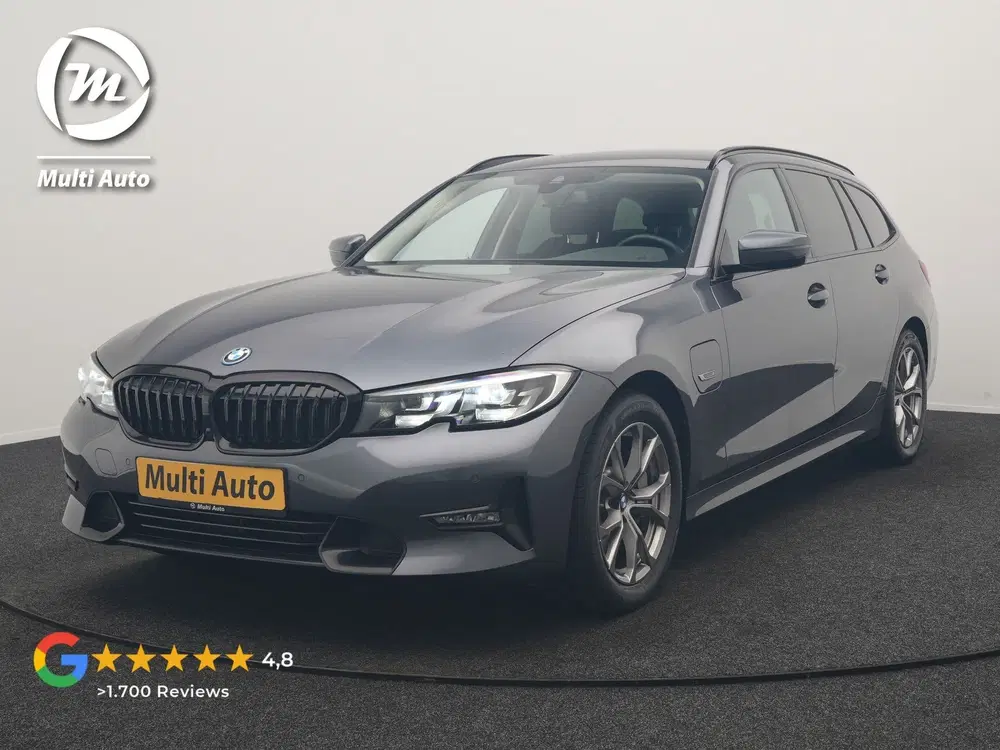 BMW 3-serie 3 Serie Touring 330e Sportline PHEV 293pk uit 2022