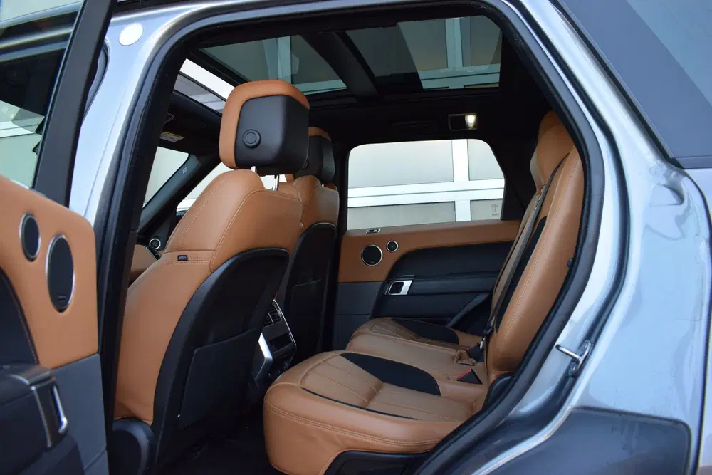 Land Rover Range Rover Sport P400e Limited Edition Panodak uit 2021, foto 5