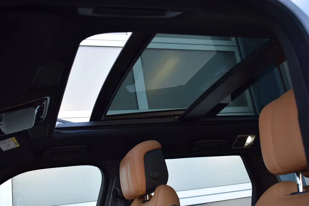 Land Rover Range Rover Sport P400e Limited Edition Panodak uit 2021, foto 6