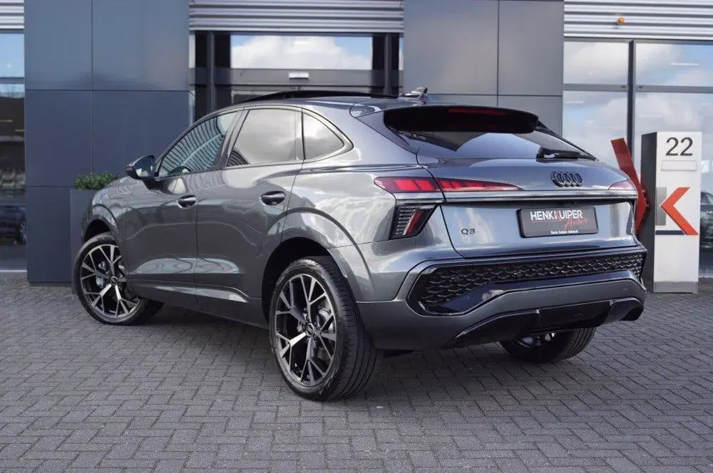 Audi Q3 e-Hybrid S-Line 272pk uit 2026, foto 2