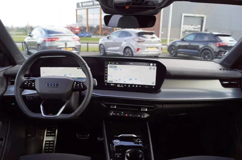 Audi Q3 e-Hybrid S-Line 272pk uit 2026, foto 4