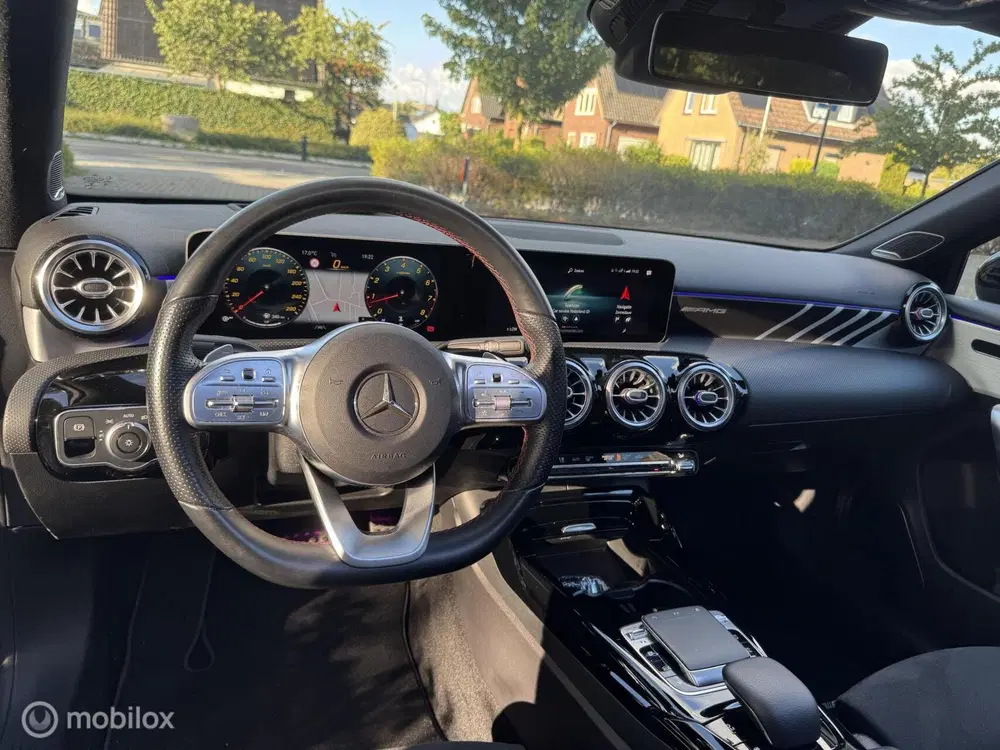 Mercedes-Benz A-Klasse AMG 35 4MATIC Premium uit 2019, foto 10