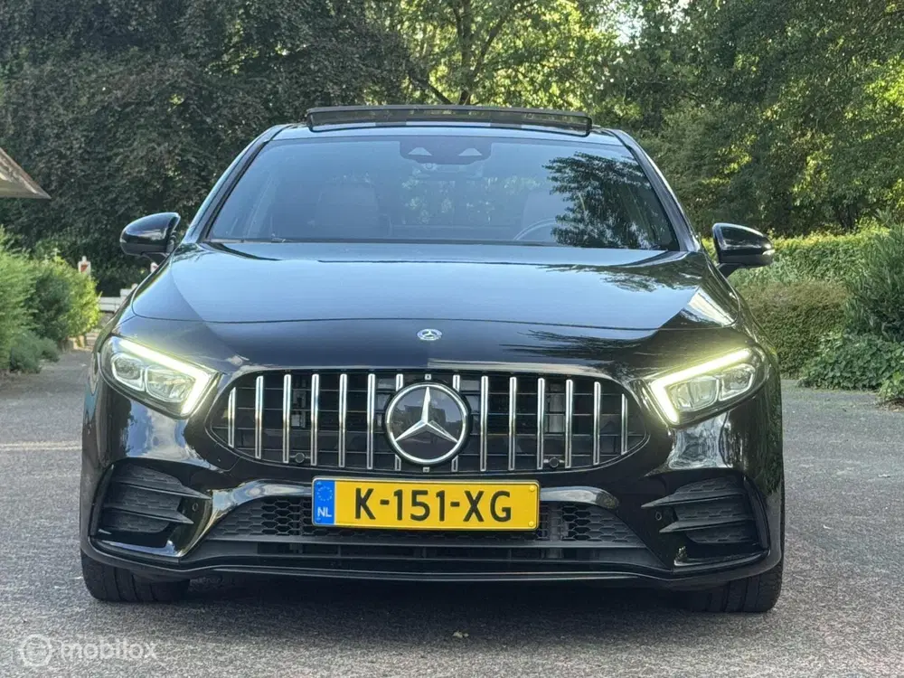 Mercedes-Benz A-Klasse AMG 35 4MATIC Premium uit 2019, foto 4