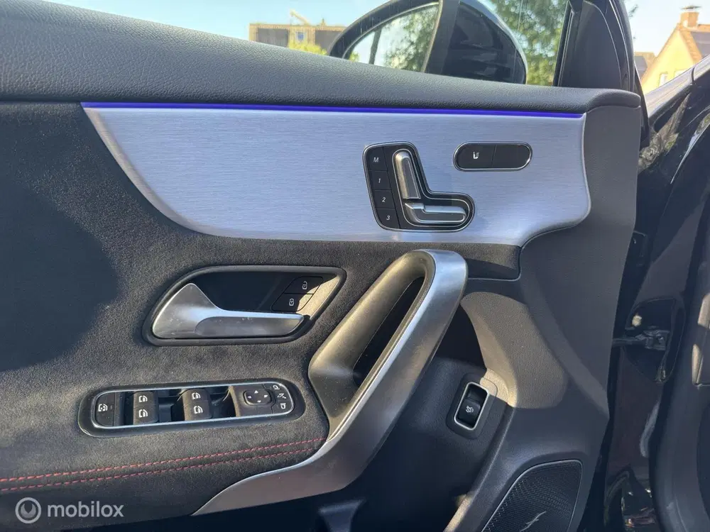 Mercedes-Benz A-Klasse AMG 35 4MATIC Premium uit 2019, foto 8