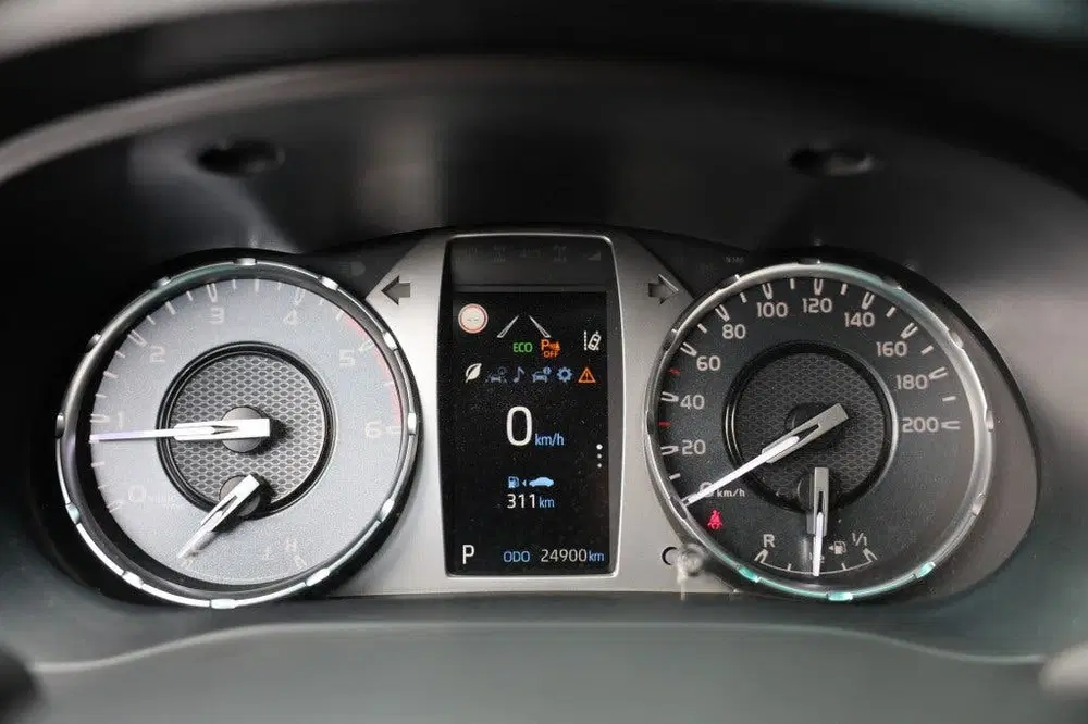 Toyota Hilux 2.4 D-4D DUBBEL CABIN PROFESSIONAL 2 ZITS uit 2024, foto 11
