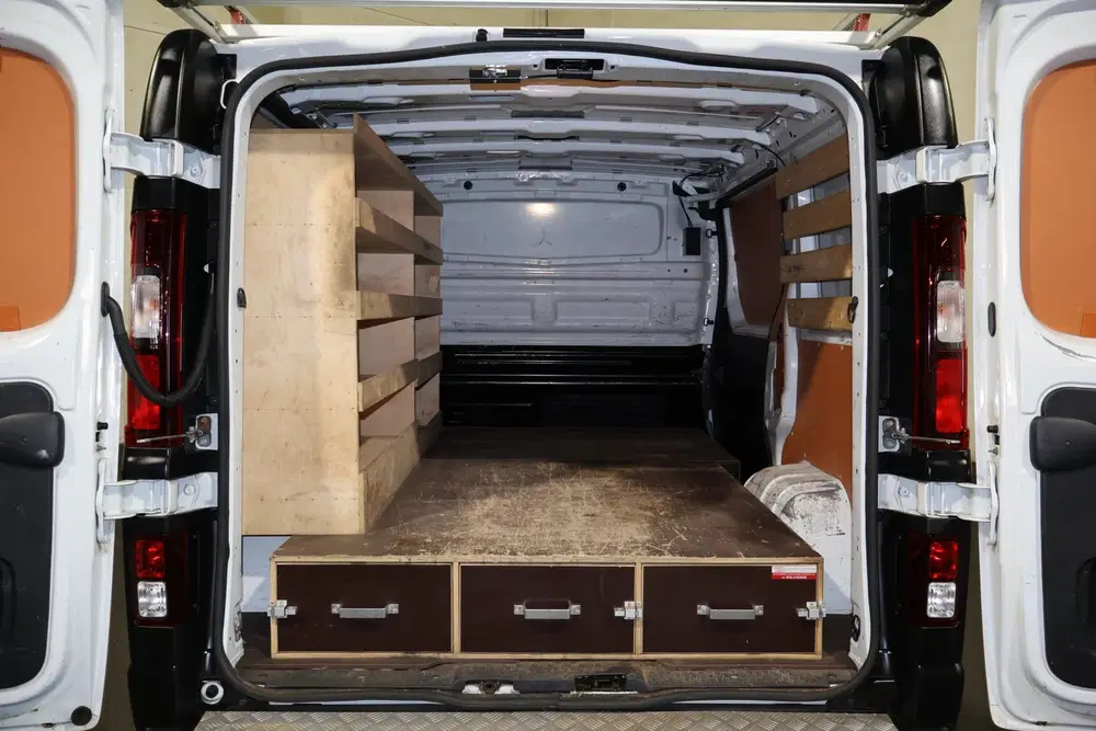 Renault Trafic 2.0 dCi 145pk Automaat L1 H1 (bj 2021) uit 2021, foto 3