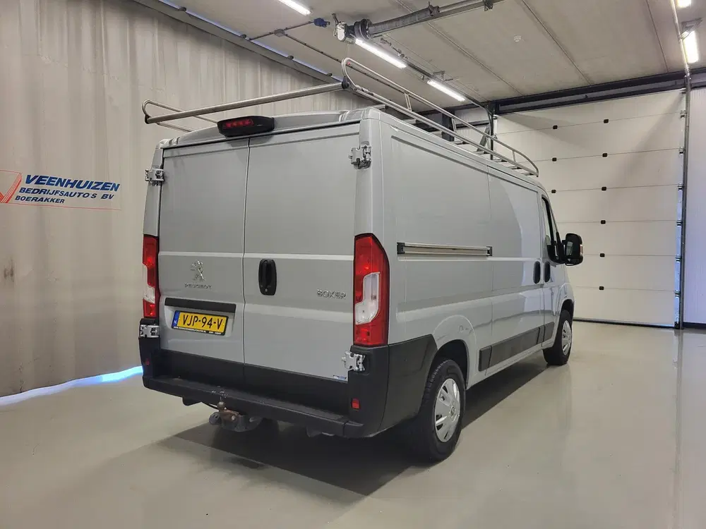 Peugeot Boxer 2.2BlueHDi 140pk L2 uit 2021, foto 3
