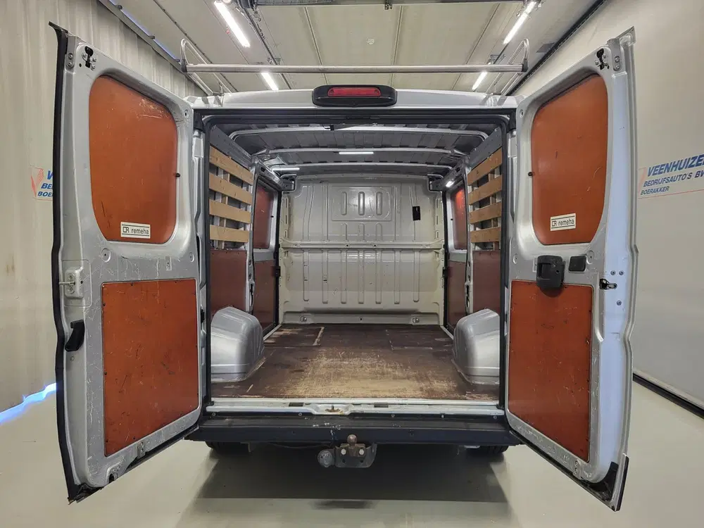 Peugeot Boxer 2.2BlueHDi 140pk L2 uit 2021, foto 7
