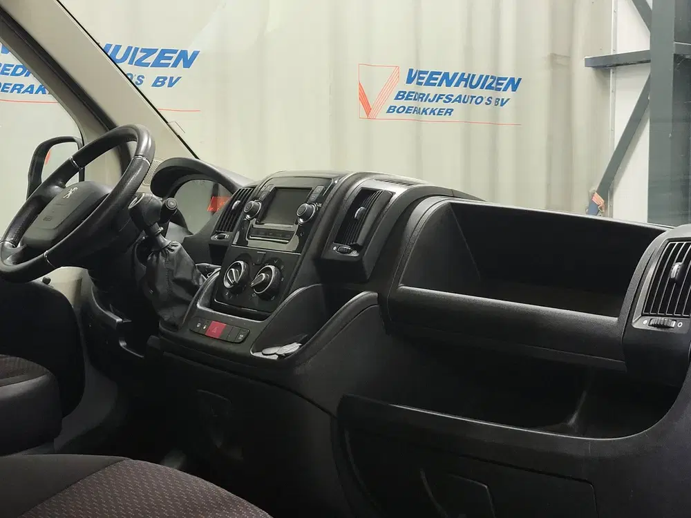 Peugeot Boxer 2.2BlueHDi 140pk L2 uit 2021, foto 9