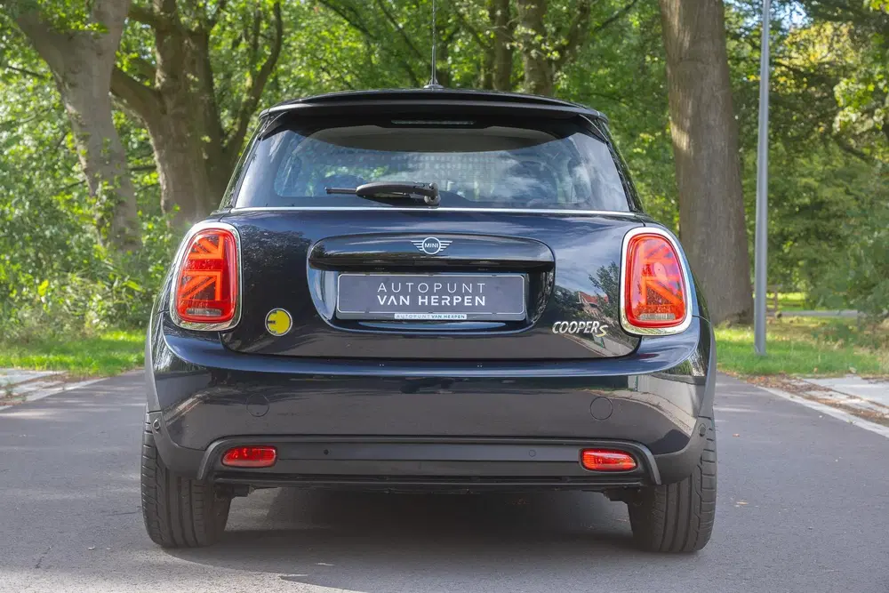 Mini Electric Classic 33 kWh LEDER uit 2022, foto 4