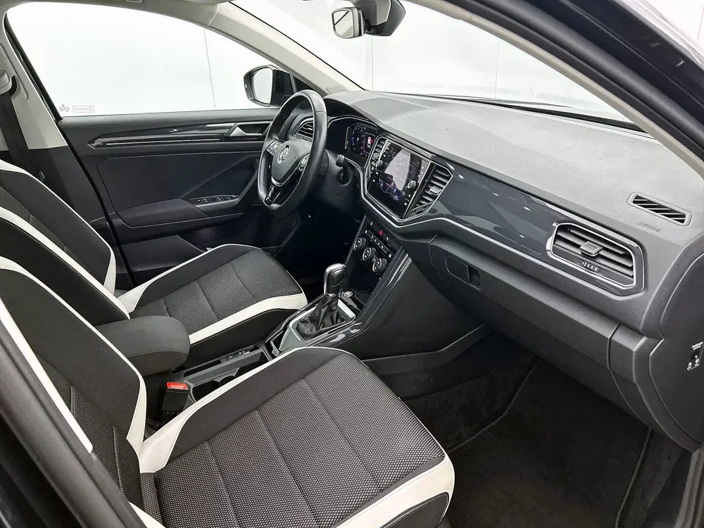 Volkswagen T-Roc 1.5 TSI Sport Automaat uit 2019, foto 13