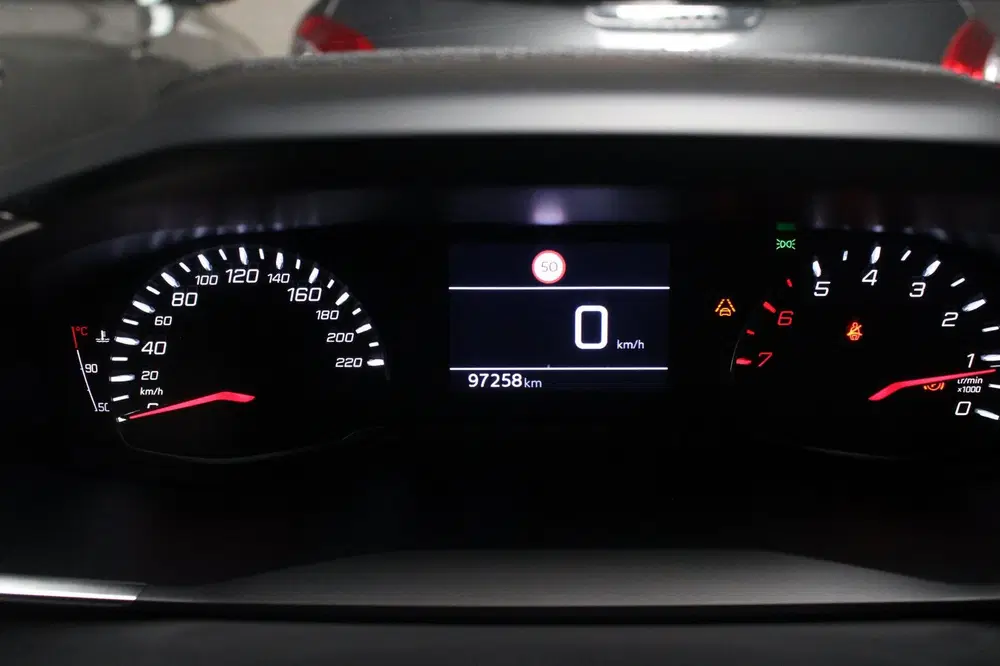 Peugeot 208 1.2 PureTech Allure uit 2020, foto 15