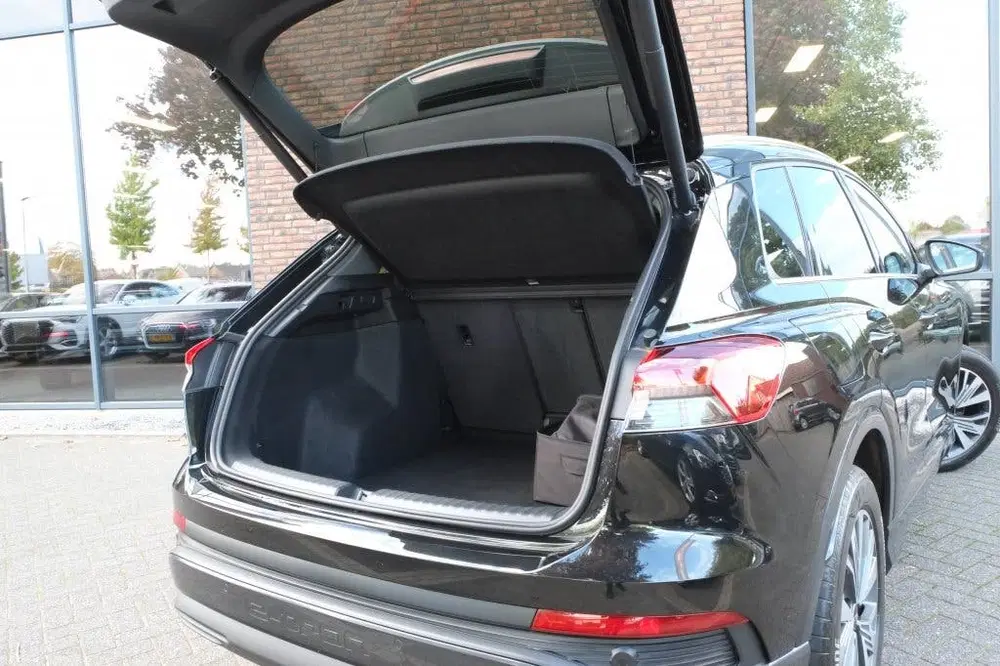 Audi Q4 e-tron 45 e-tron uit 2024, foto 10